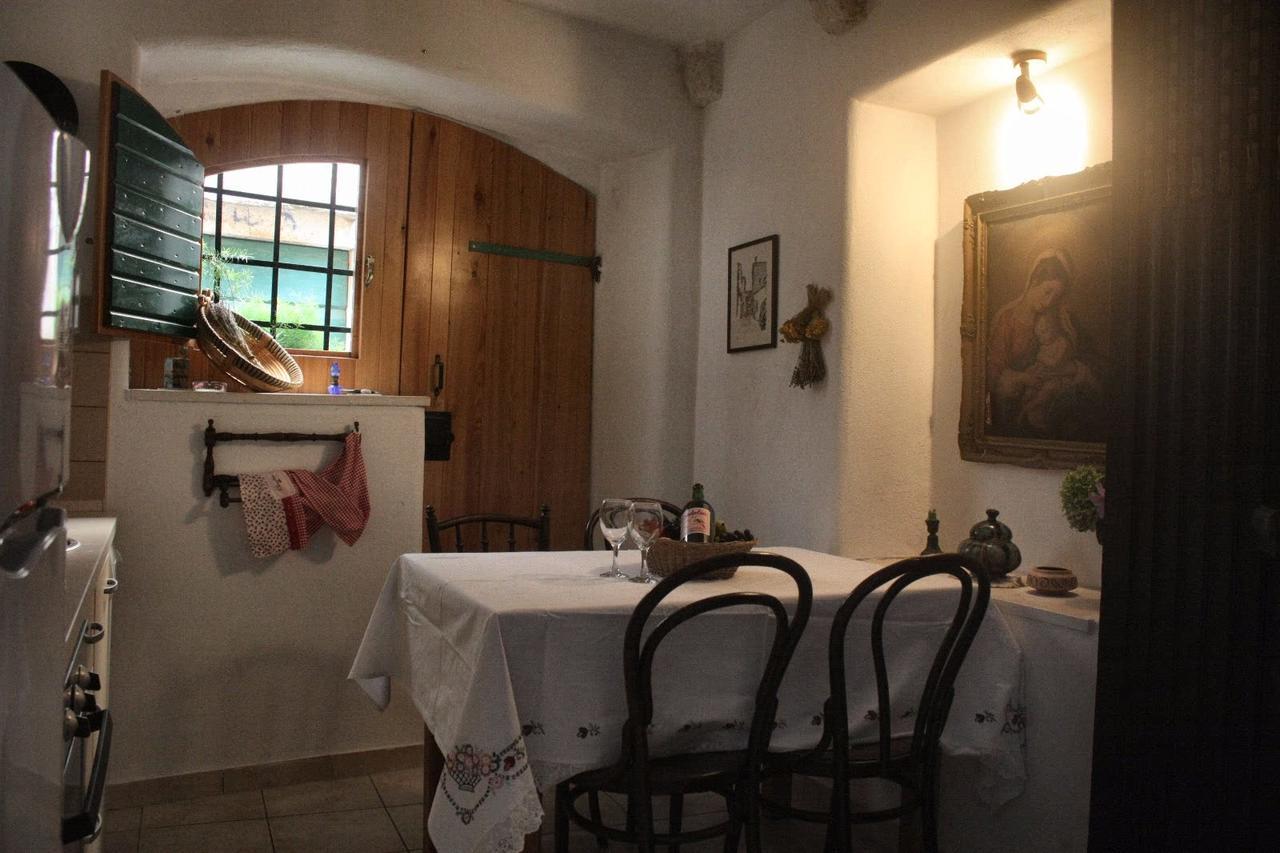 Guest House Lucijo Врбоска Екстериор снимка